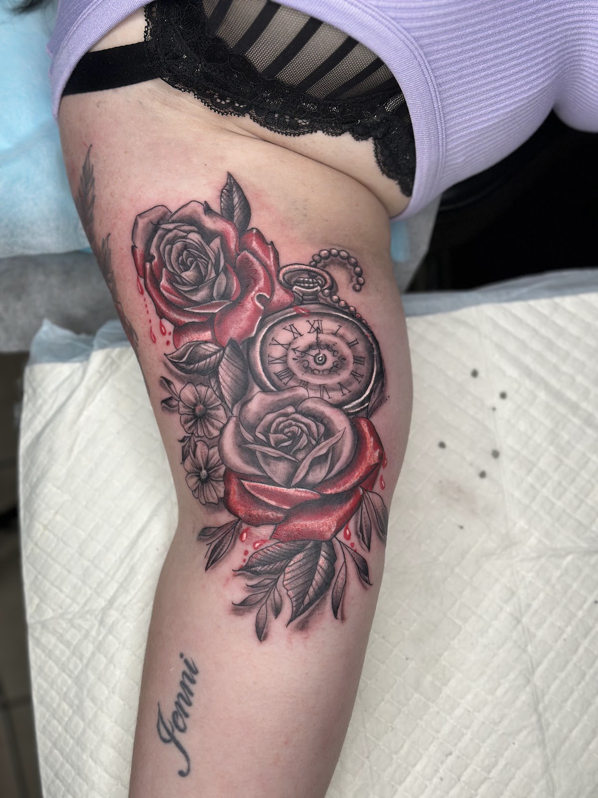 Roses and pocket watch: Thigh, colour roses with script